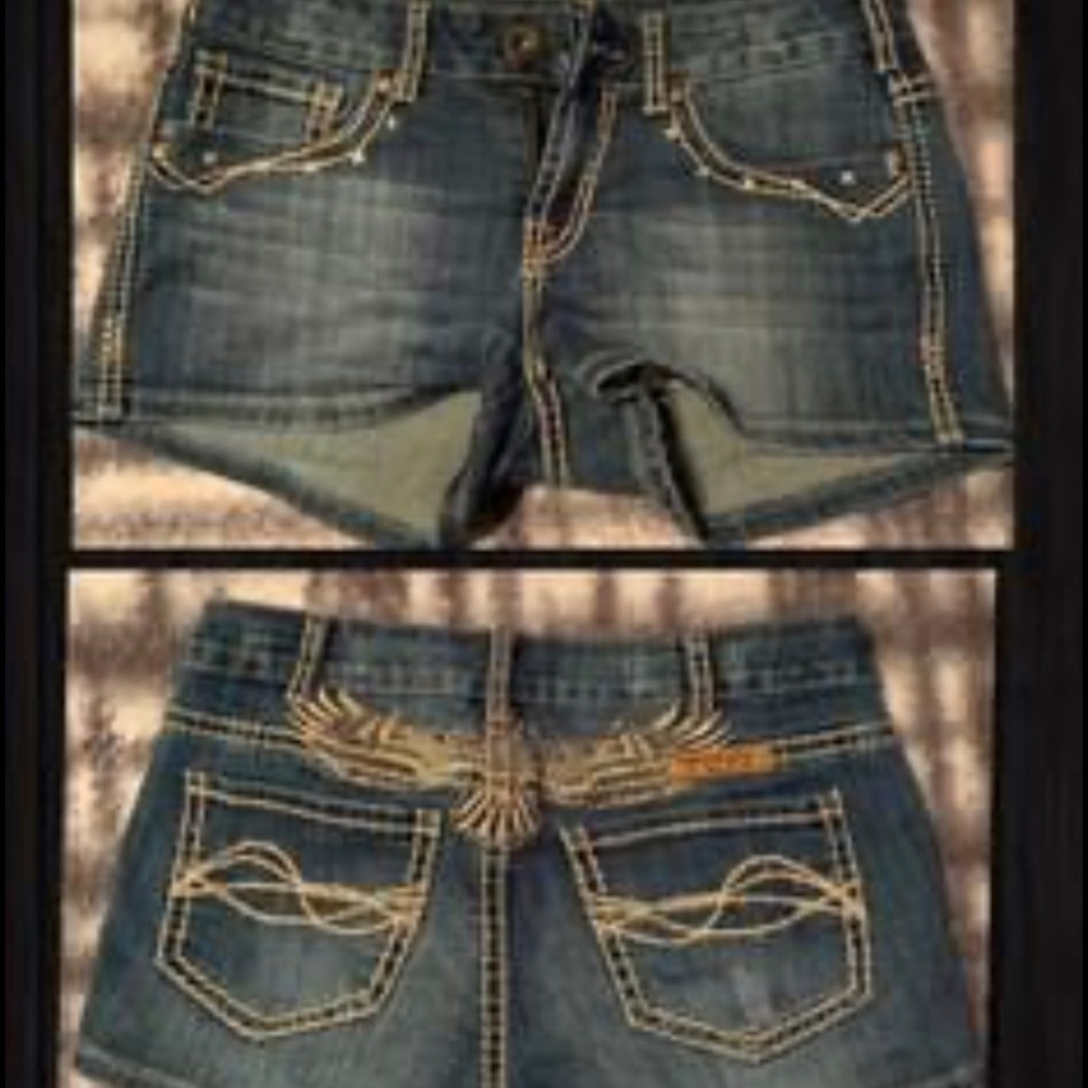 Cowgirl tiff Shorts